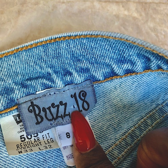 Repurposed Levi’s jeans with leather patchwork. Levi’s 505 regular fit - Picture 6 of 11